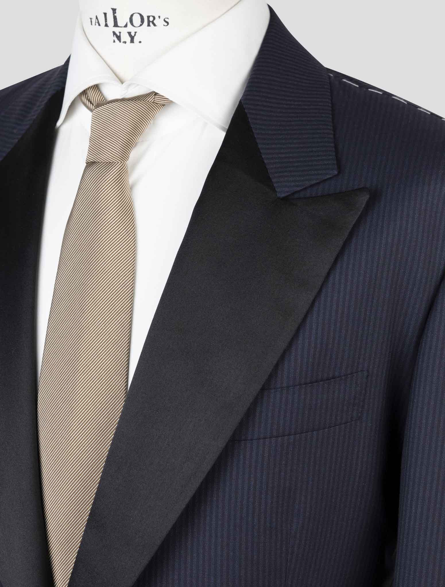 Костюм Kiton из синей шерсти 14 микрон для курения