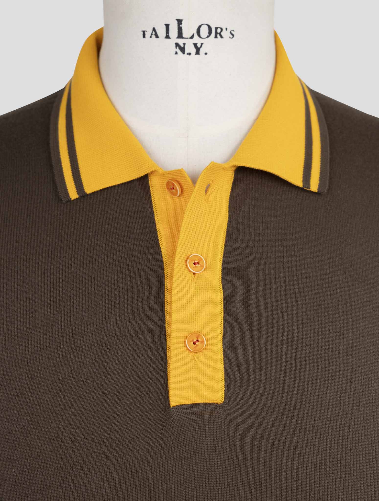 Коричневая хлопковая рубашка-поло Kiton Premium — итальянская мужская роскошь