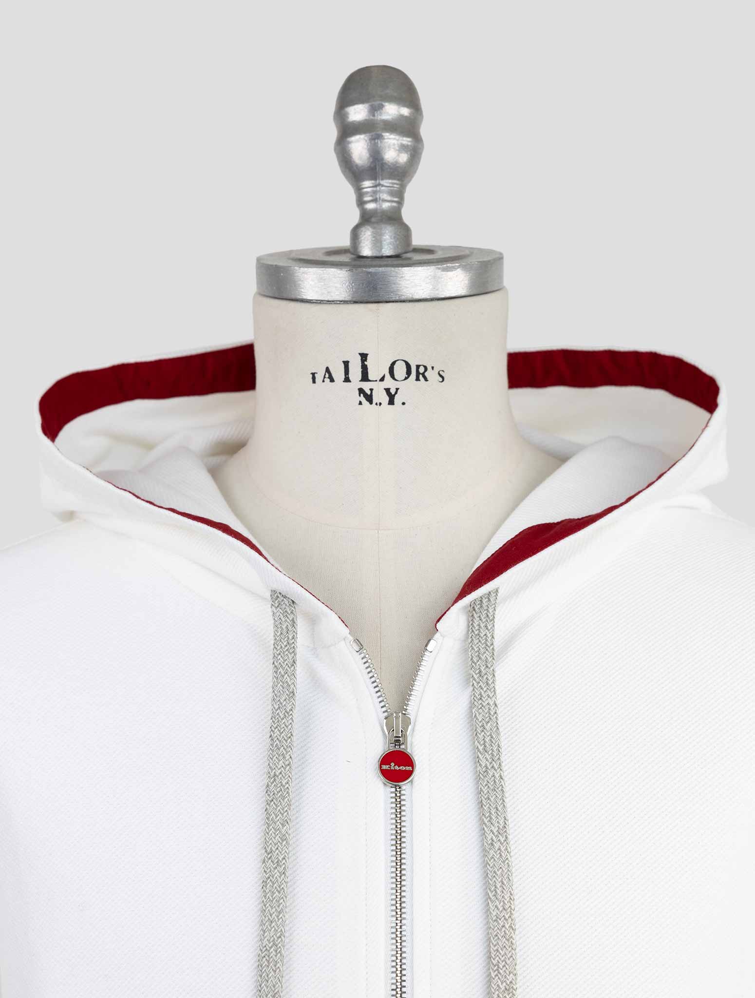 Белый хлопковый спортивный костюм Kiton — итальянский комплект для бега с капюшоном ручной работы