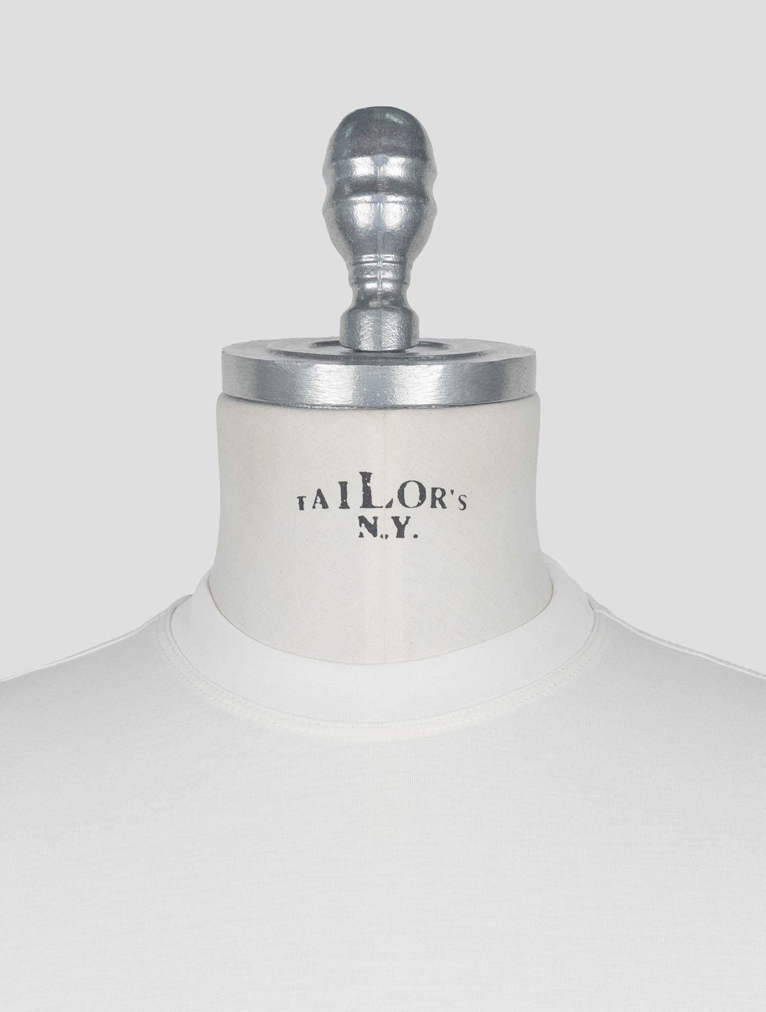 Белая хлопковая футболка Kired