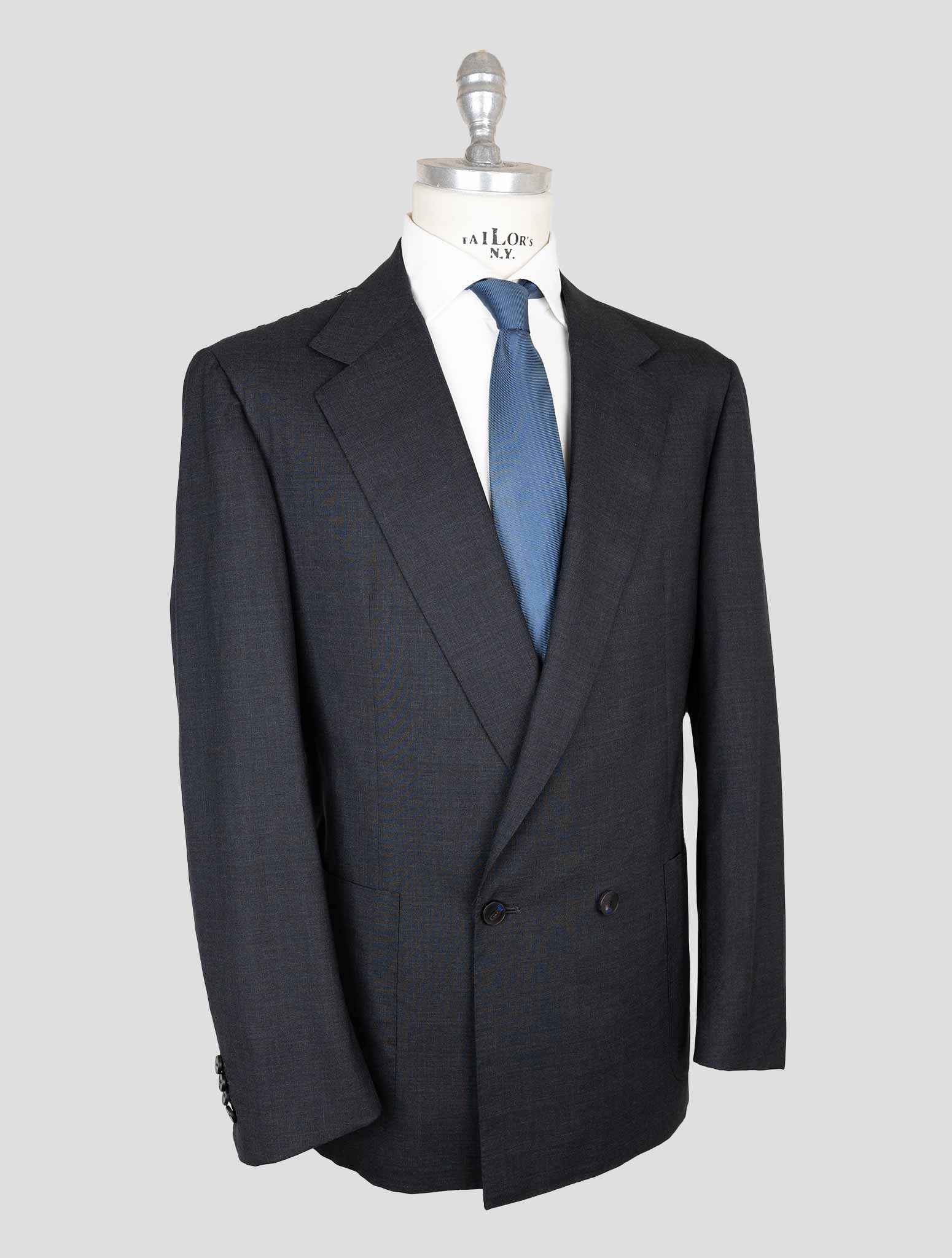 Серый двубортный костюм Kiton Knt из натуральной шерсти Pa Ea