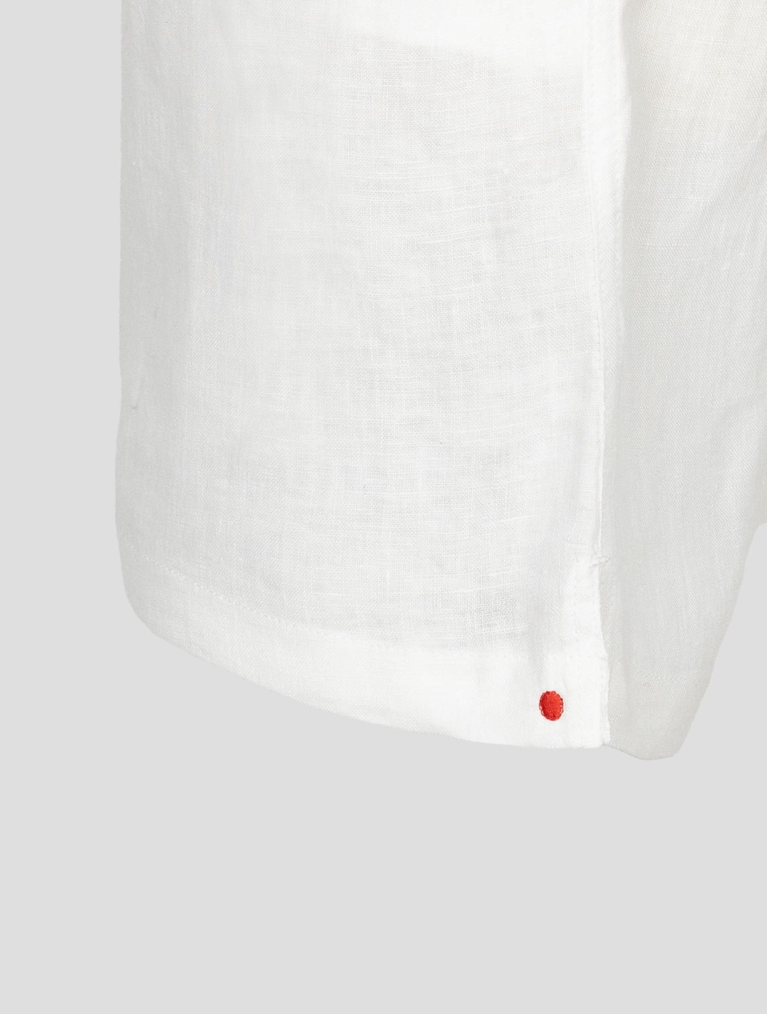 Kiton Белые льняные короткие брюки