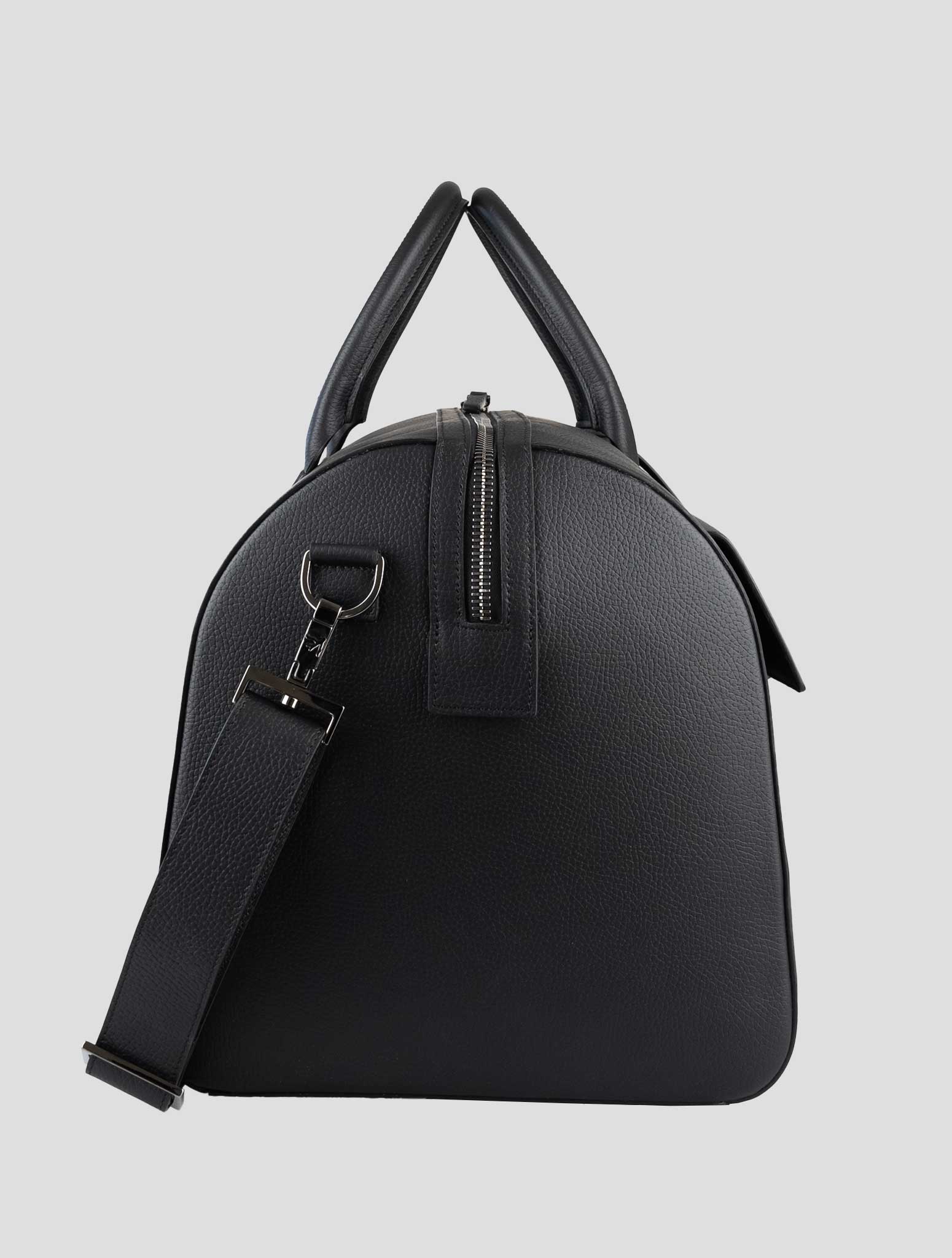 Черная кожаная дорожная сумка Isaia