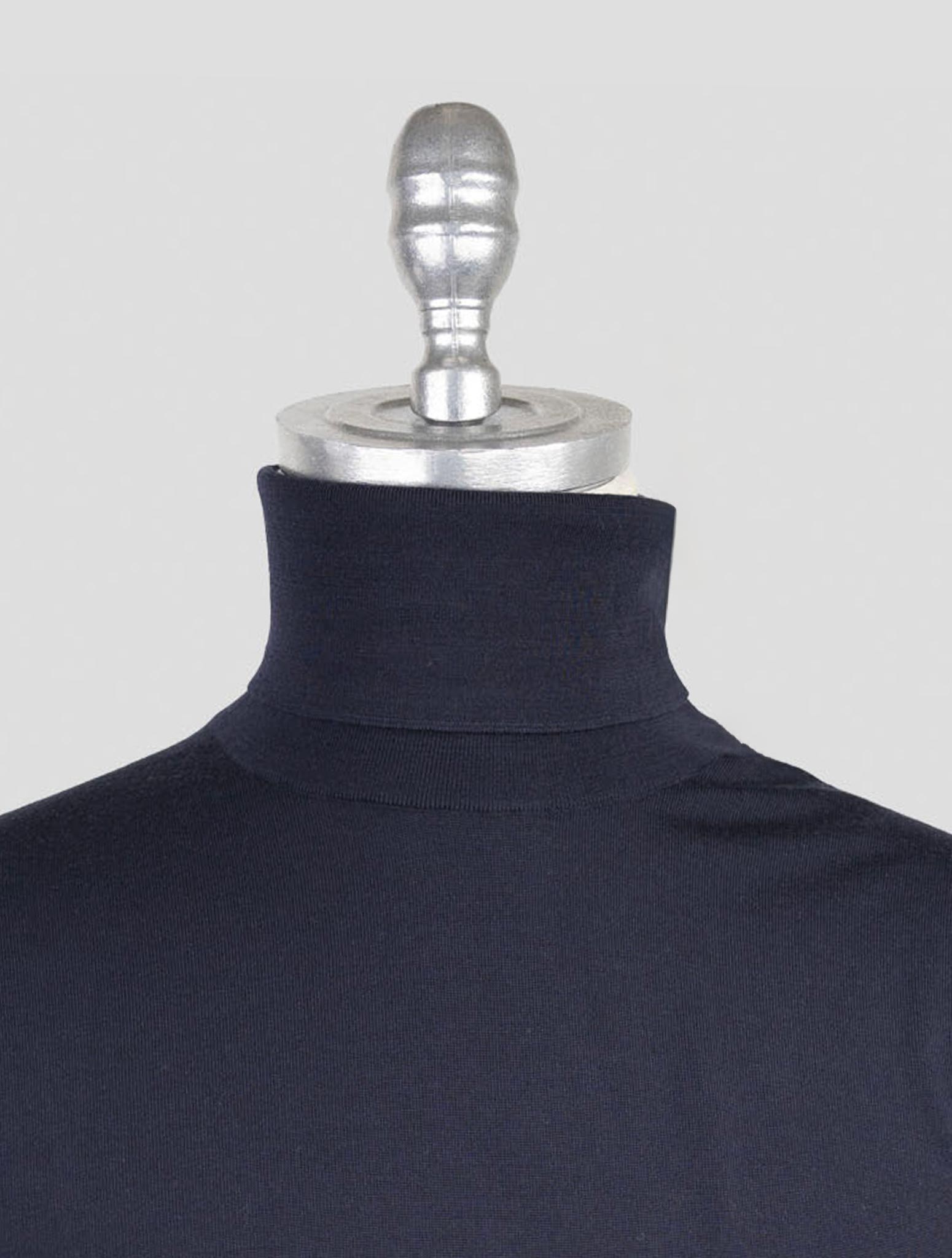 Синяя шерстяная водолазка Kiton — 100 % натуральная итальянская шерсть