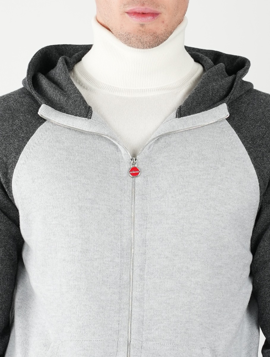Kiton Светло-серый Темно-серый кашемировый капюшон с молнией на всю длину