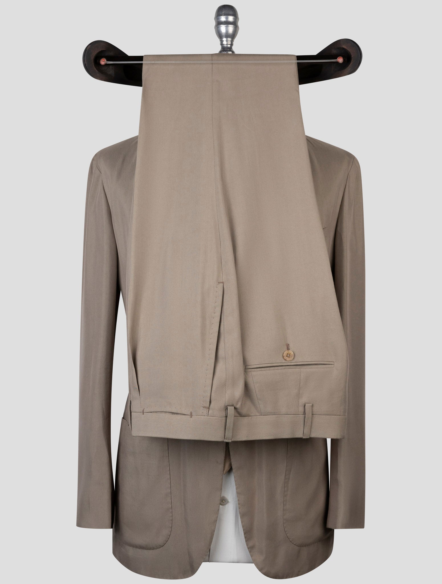 Костюм Kiton Taupe Lyocell из вискозы и шелка