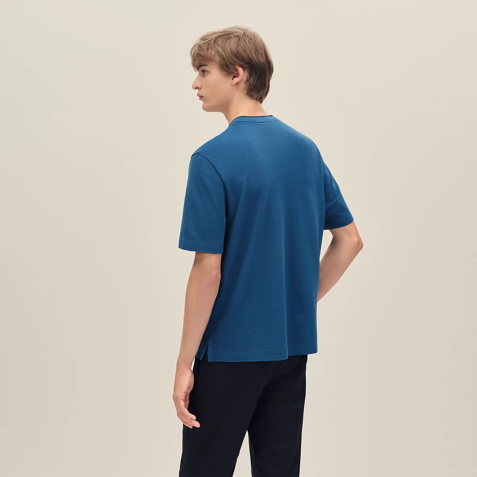 Футболка с карманом