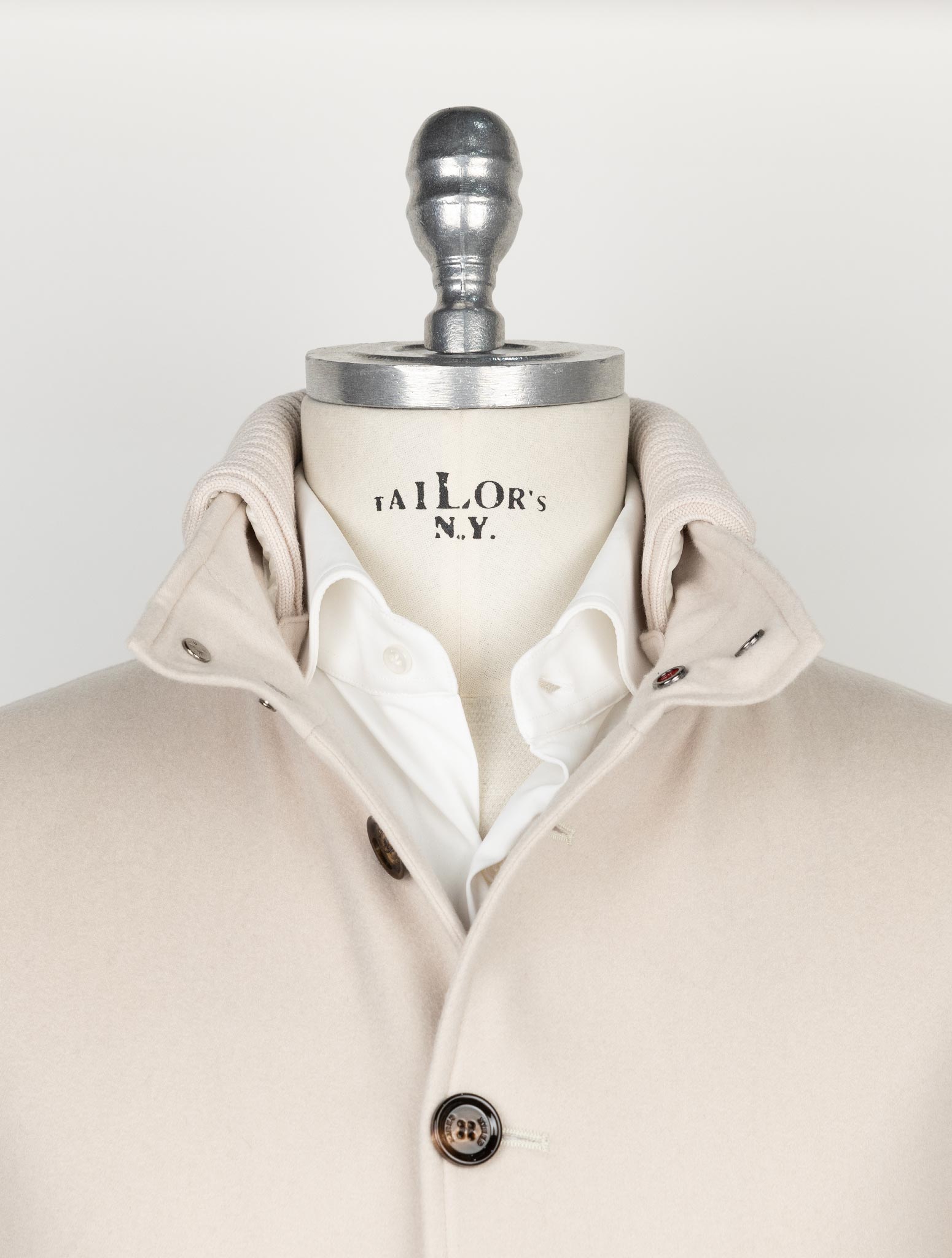 Бежевое кашемировое пальто Kired