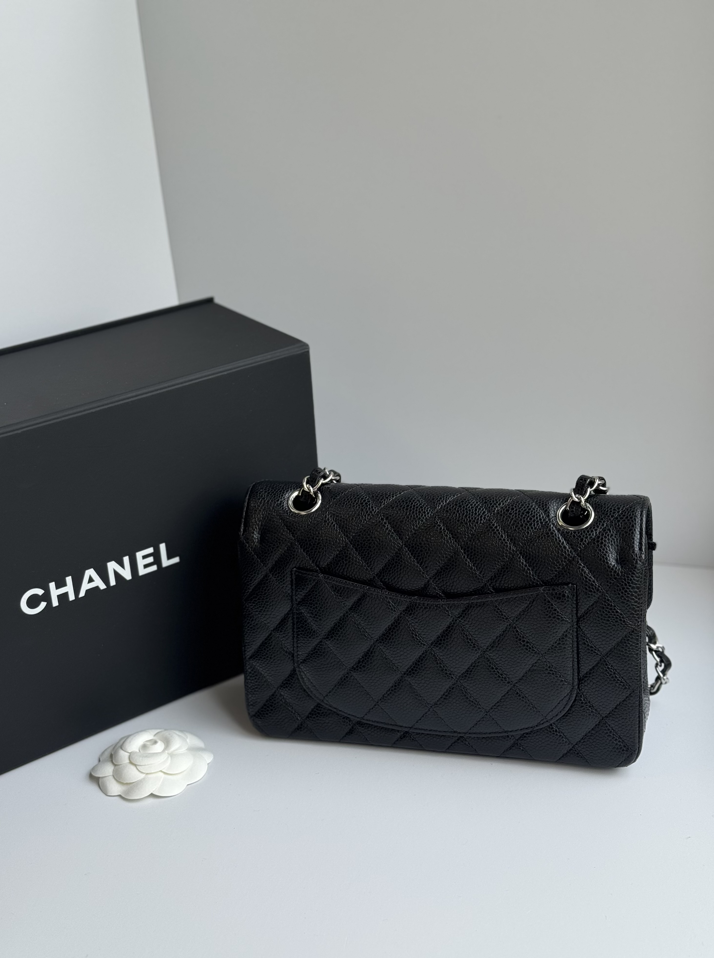 CLASSIC 11.12 HANDBAG