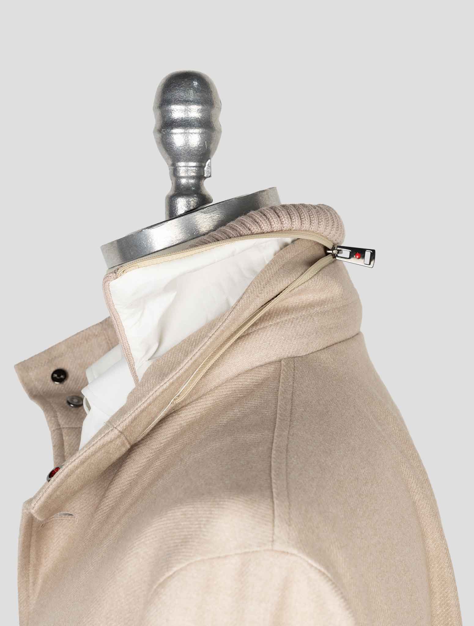 Бежевое шерстяное пальто Kired Pl