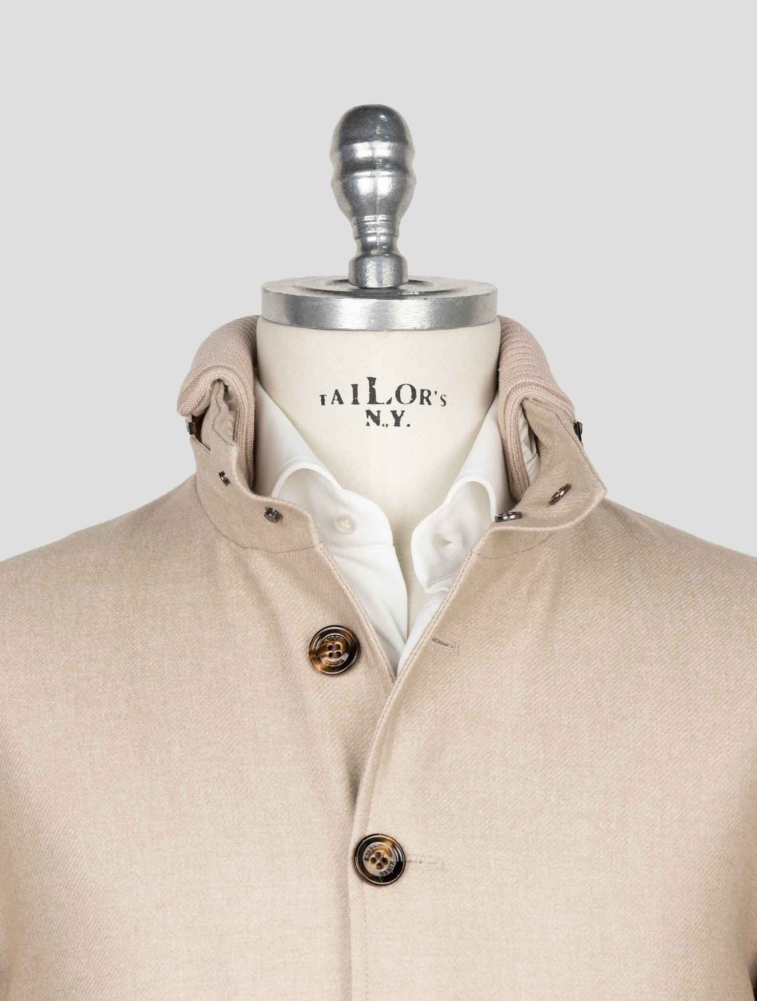 Бежевое шерстяное пальто Kired Pl